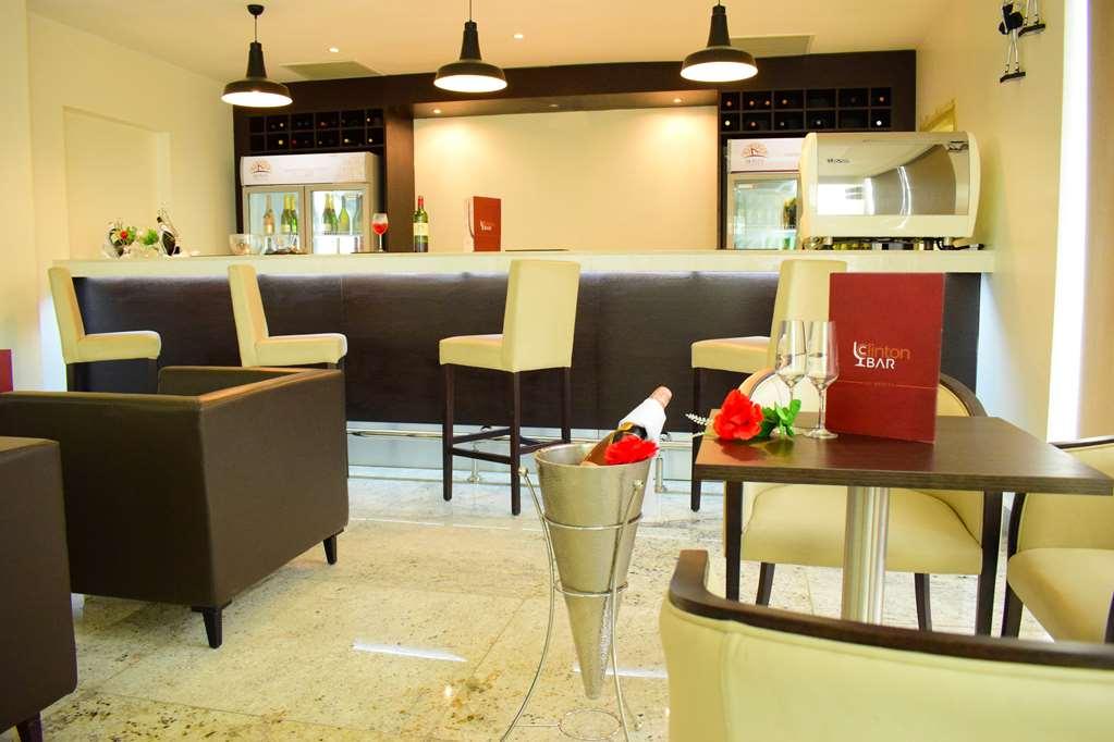 Monty Suites & Golf Uyo Restaurant photo