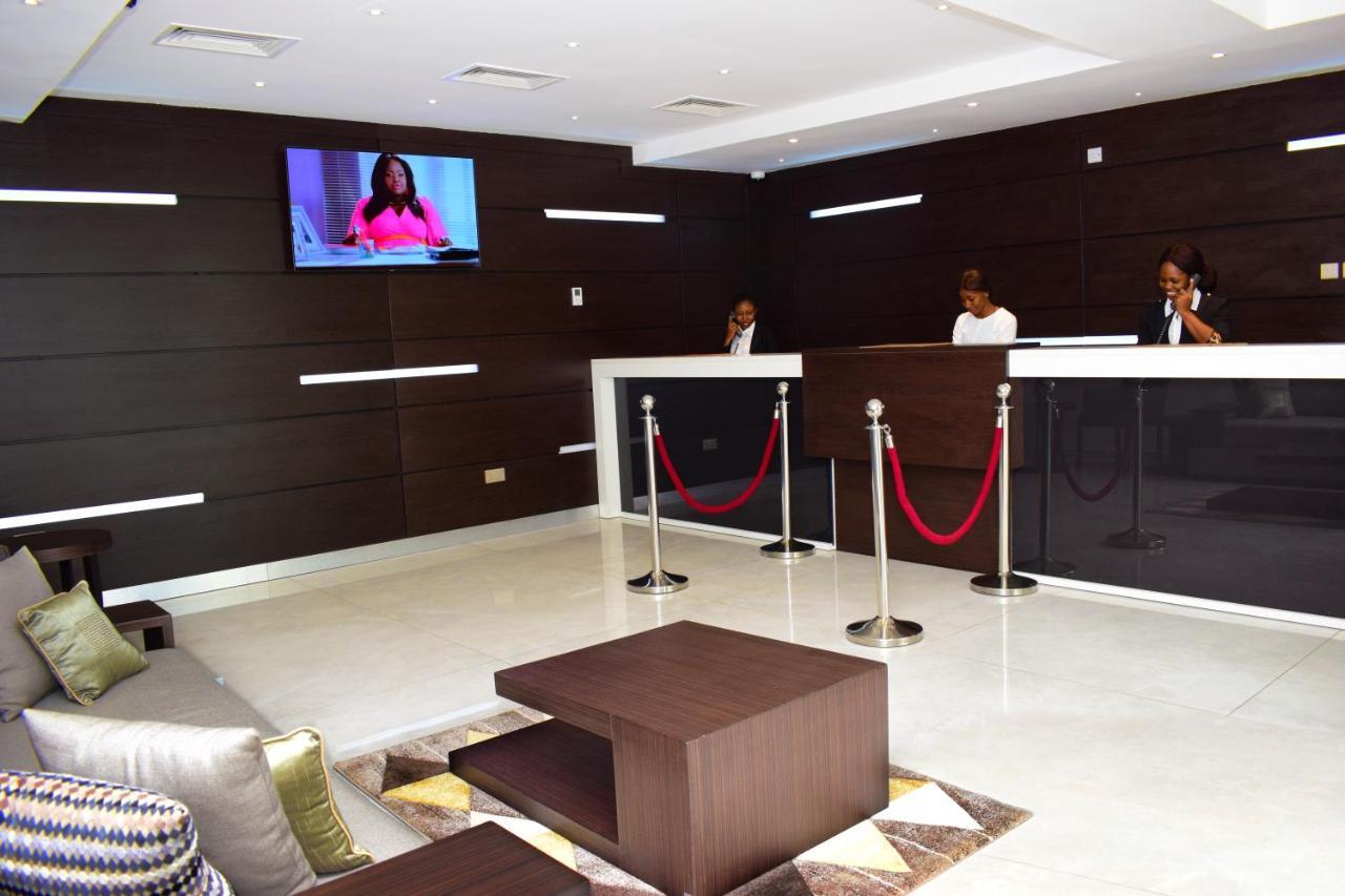 Monty Suites & Golf Uyo Exterior photo
