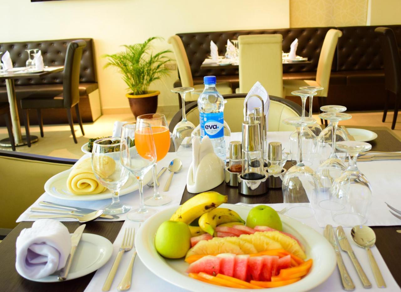 Monty Suites & Golf Uyo Exterior photo